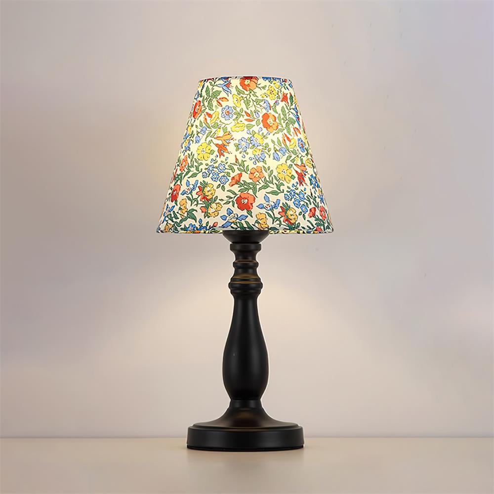 Terierise lampa stołowa