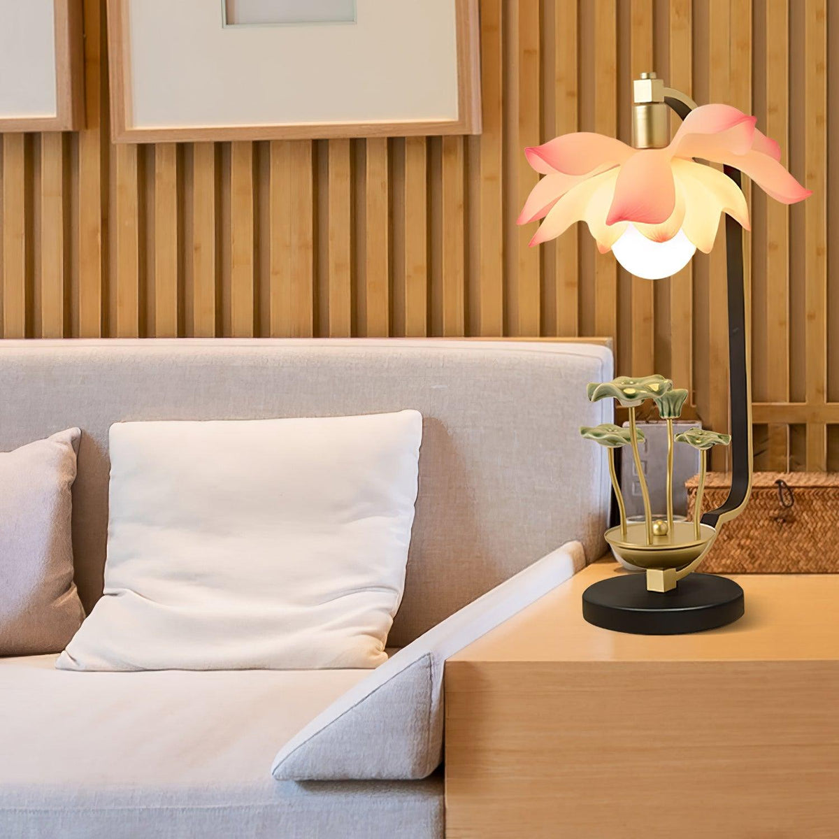 Lampa stołowa Olivia ze szkła ceramicznego