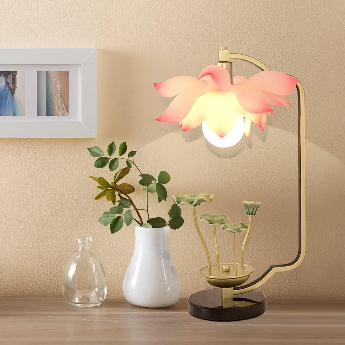 Lampa stołowa Olivia ze szkła ceramicznego