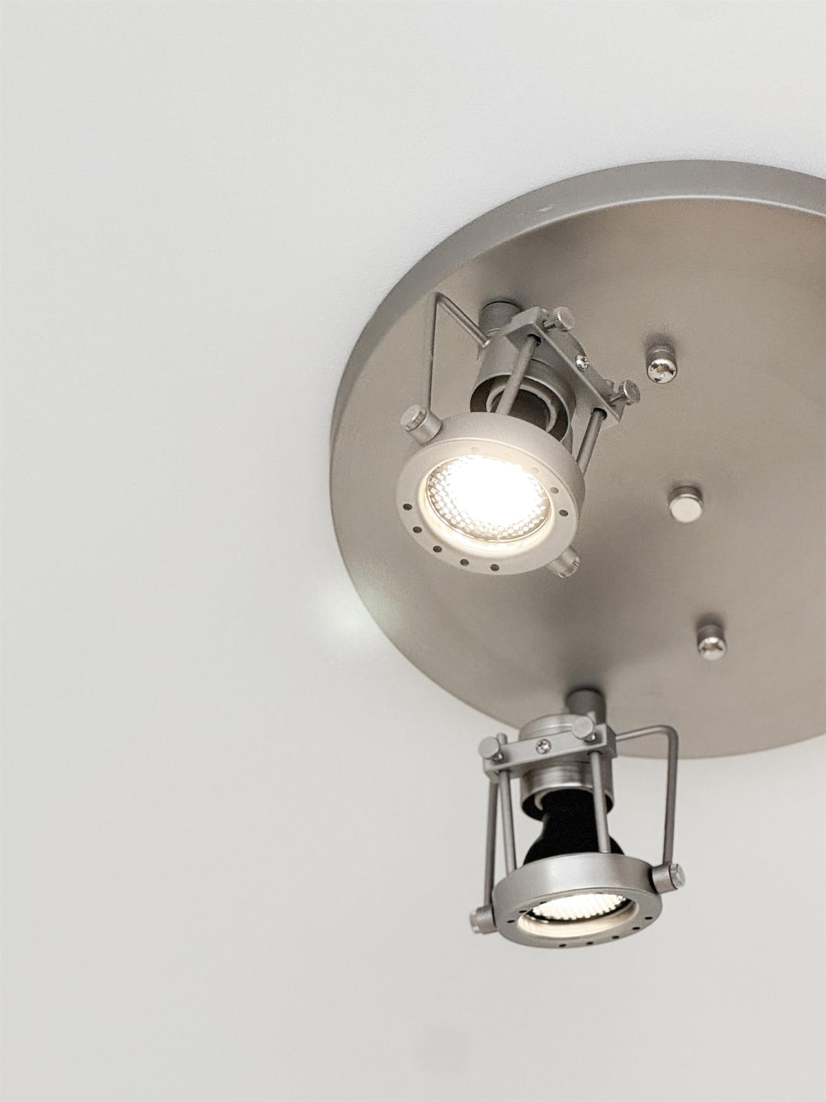Caldor liniowa lampa sufitowa z punktami świetlnymi