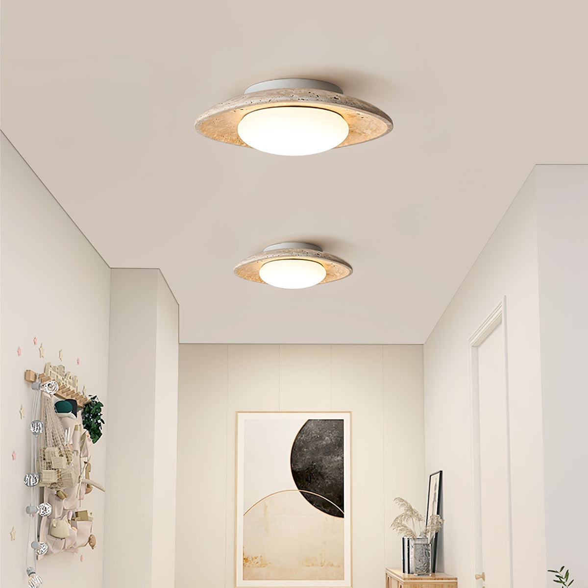 Serinora lampa sufitowa w travertynie