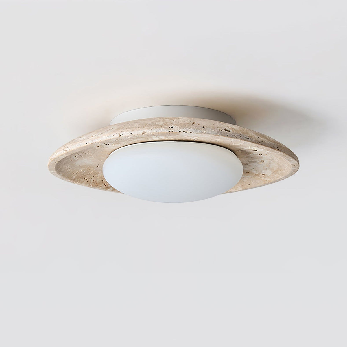 Serinora lampa sufitowa w travertynie