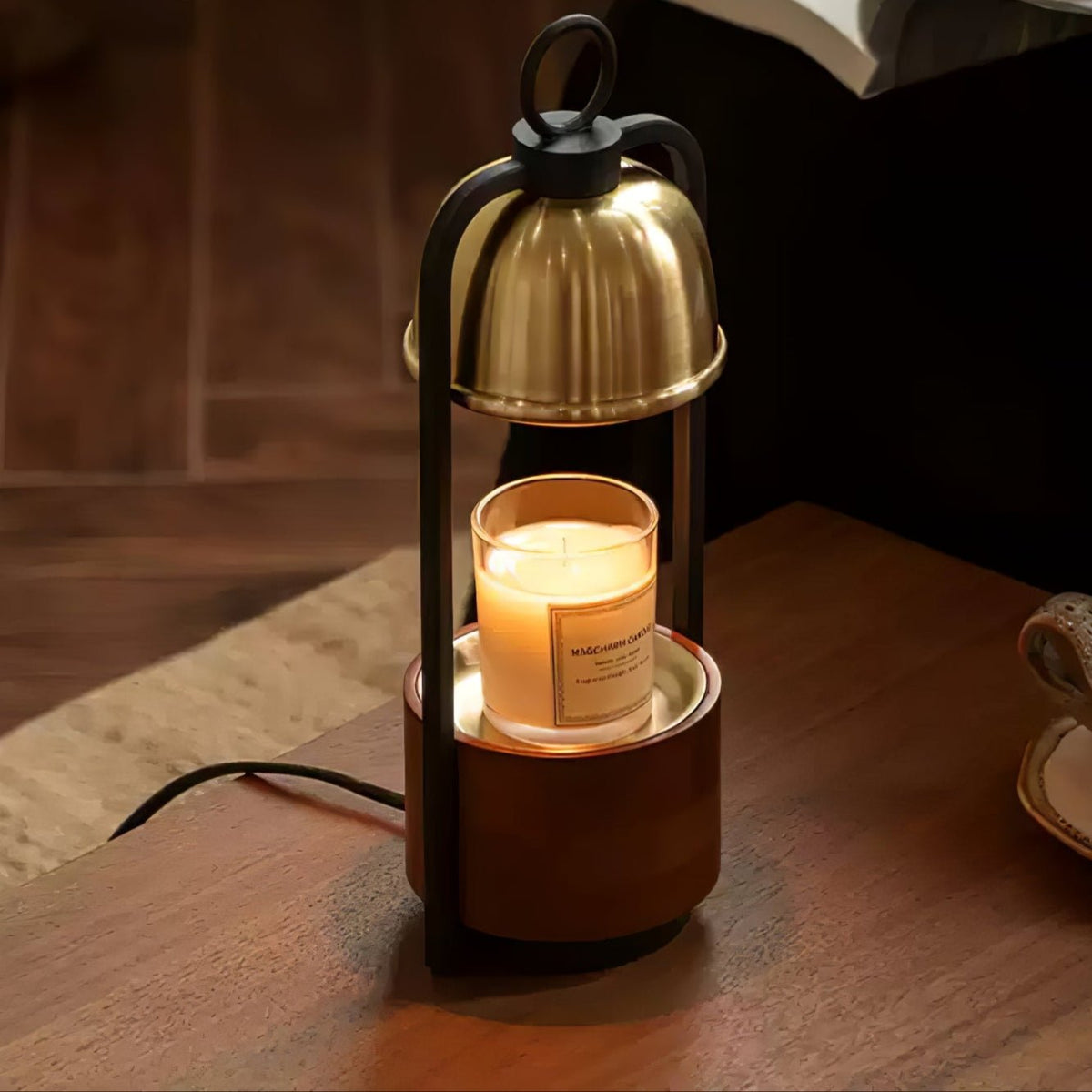 Lampa stołowa Rosa z drewna orzechowego