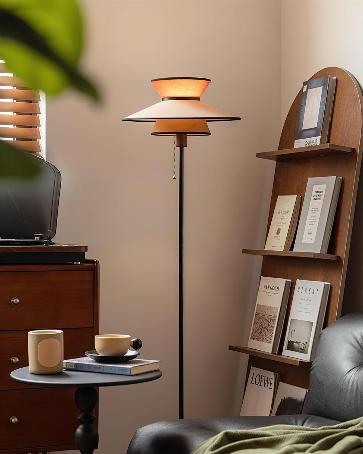 Lampa stojąca Oreliriella