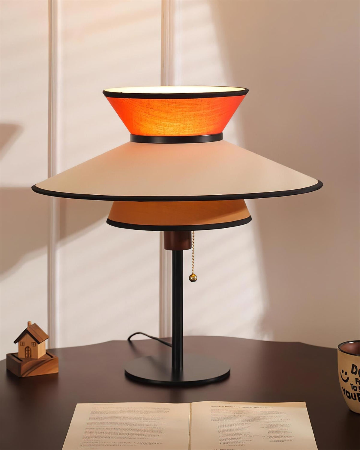 Aveniella lampa stołowa