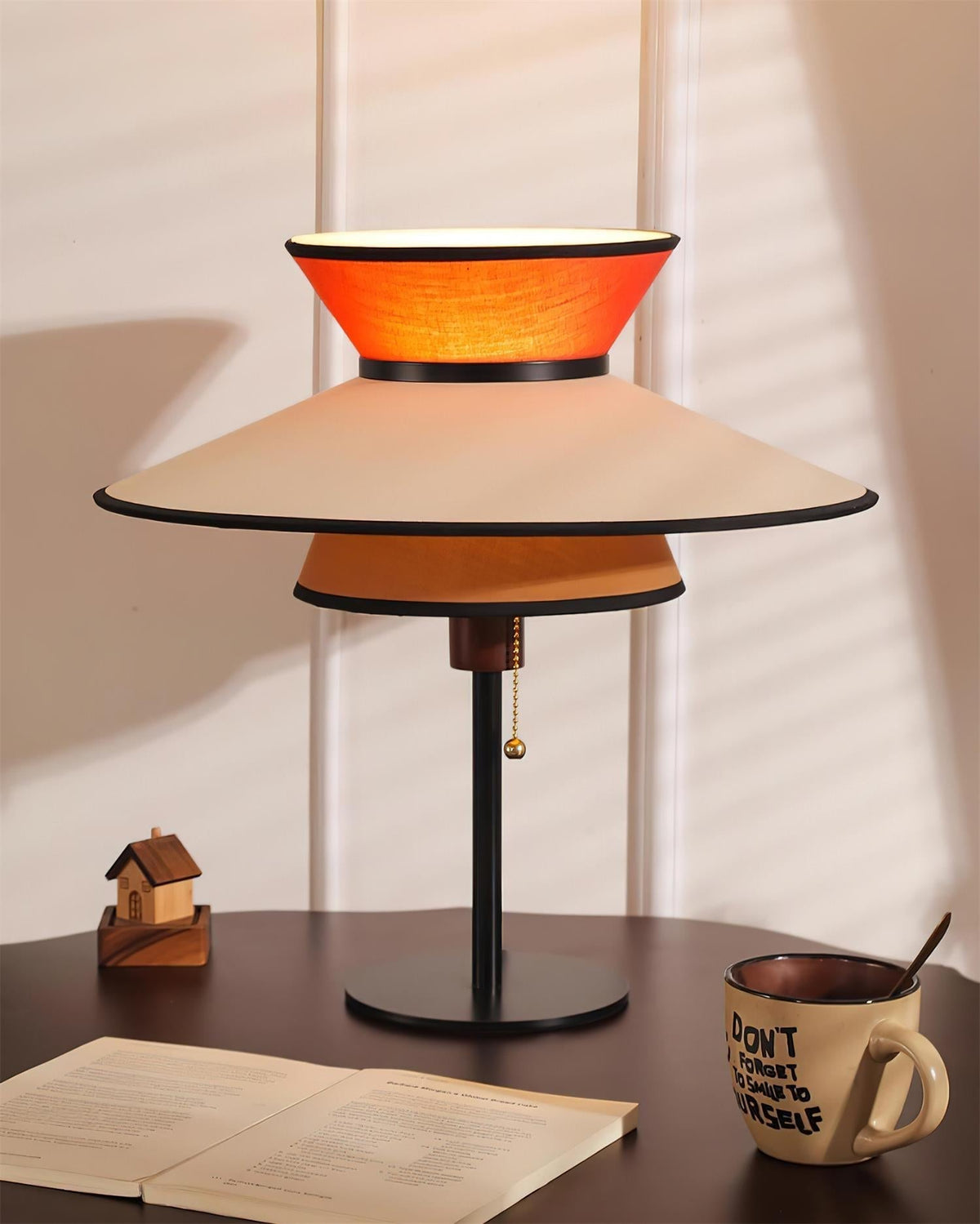 Aveniella lampa stołowa