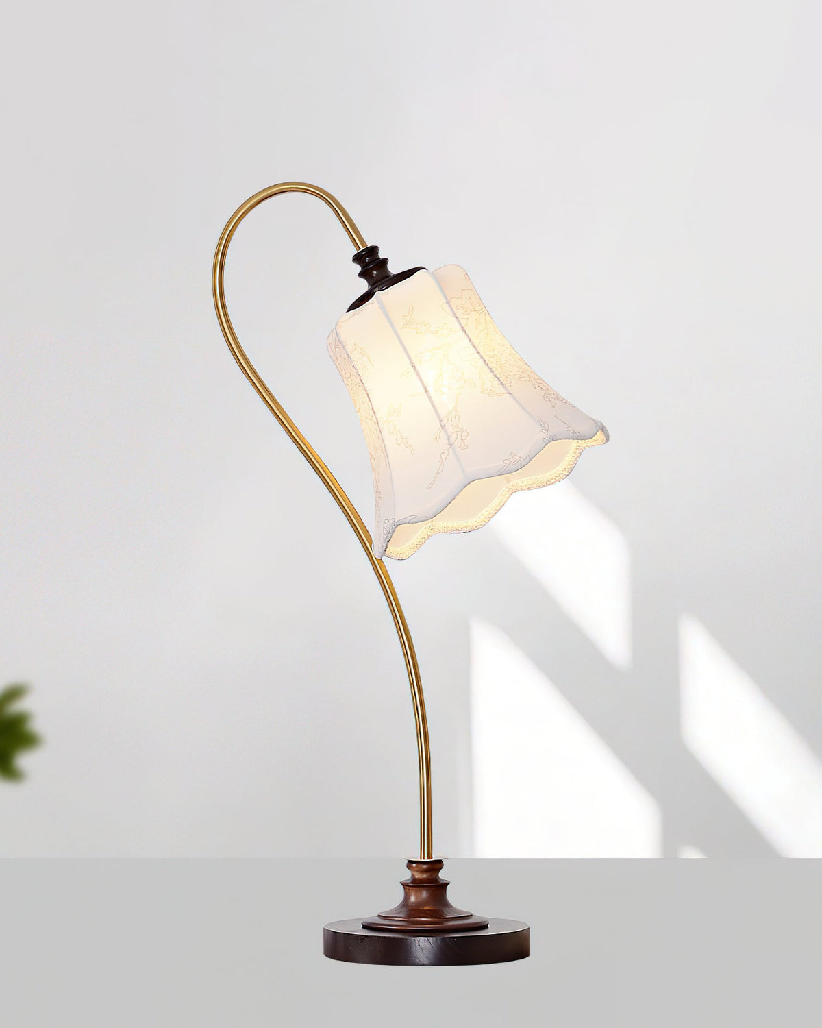 Lampa stołowa Magnolya