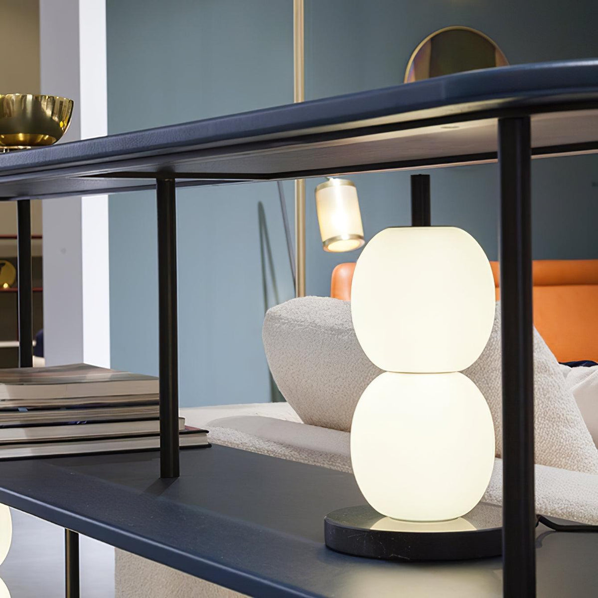 Olive nowoczesna lampa stołowa z marmuru