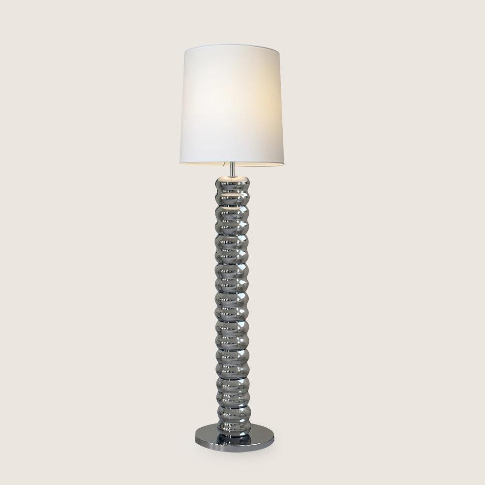 Rib lampa stojąca