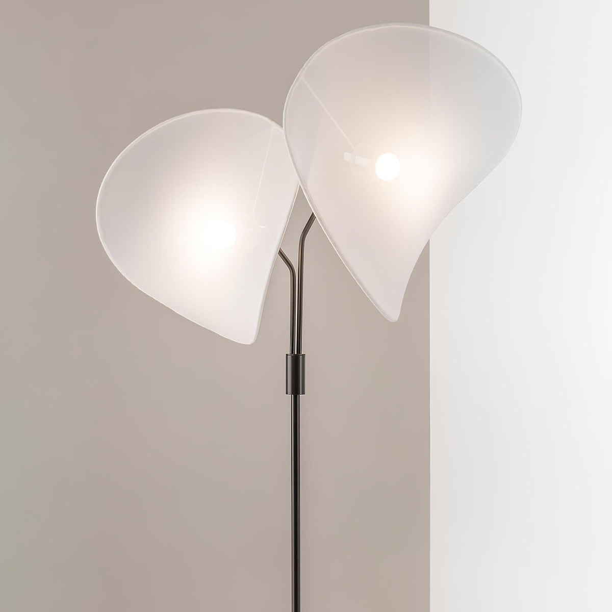 Linivora nowoczesna lampa stojąca z płótna
