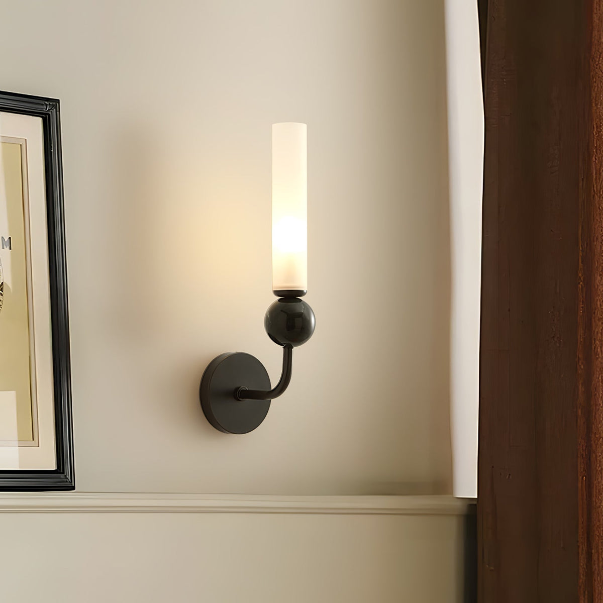 Dulane nowoczesna minimalistyczna kinkietowa lampa ścienna w pionie z marmuru