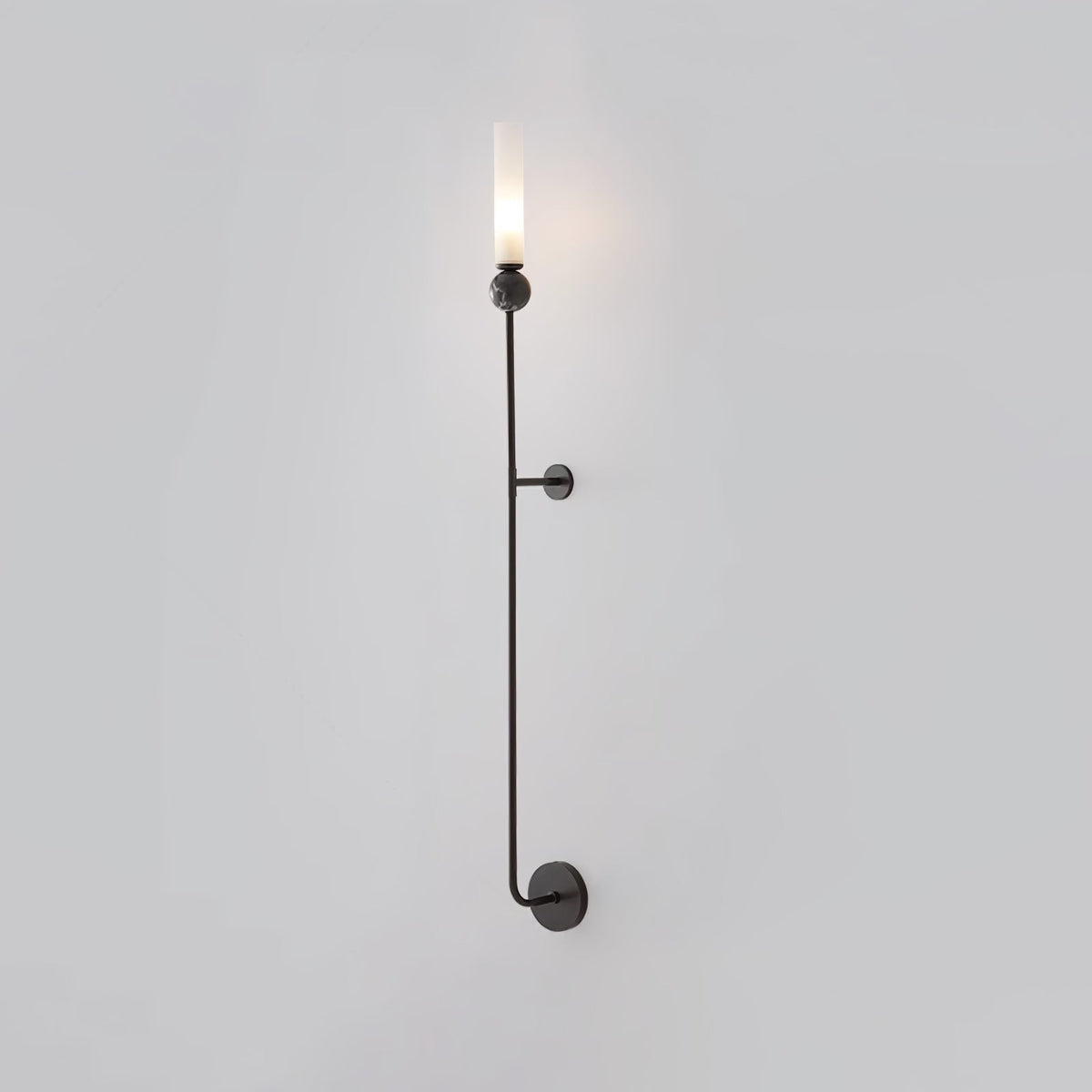 Dulane nowoczesna minimalistyczna kinkietowa lampa ścienna w pionie z marmuru