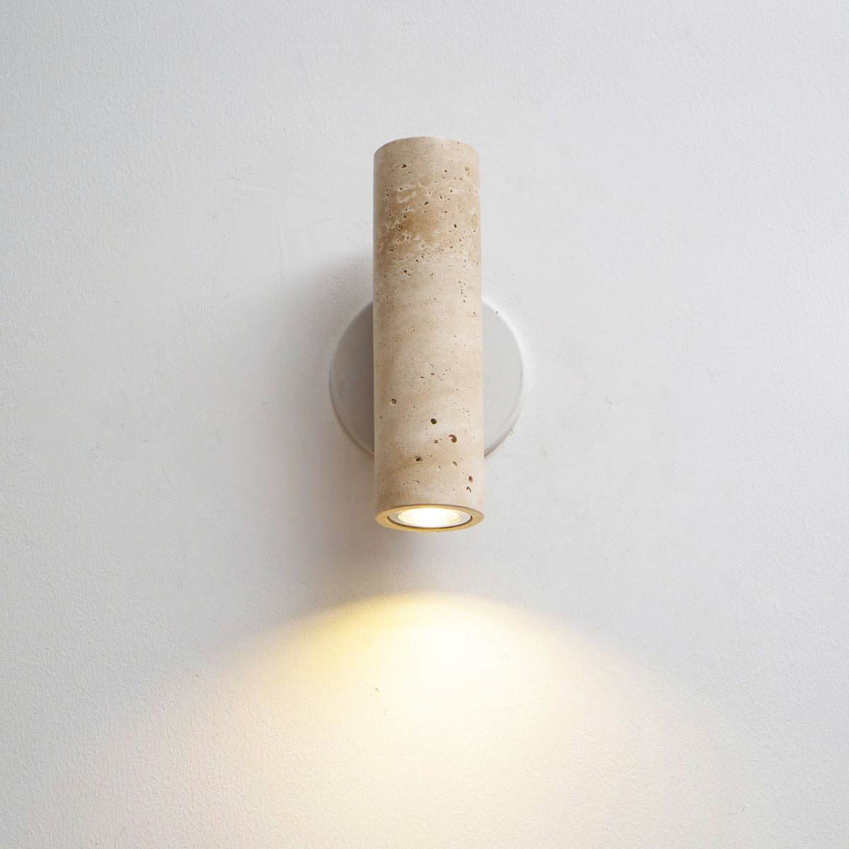 Nula Travertine kinkiet drewniany