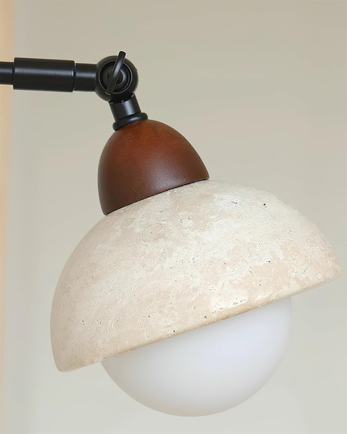 Tavalielle kinkiet Travertine biały Opalescent w kształcie kuli