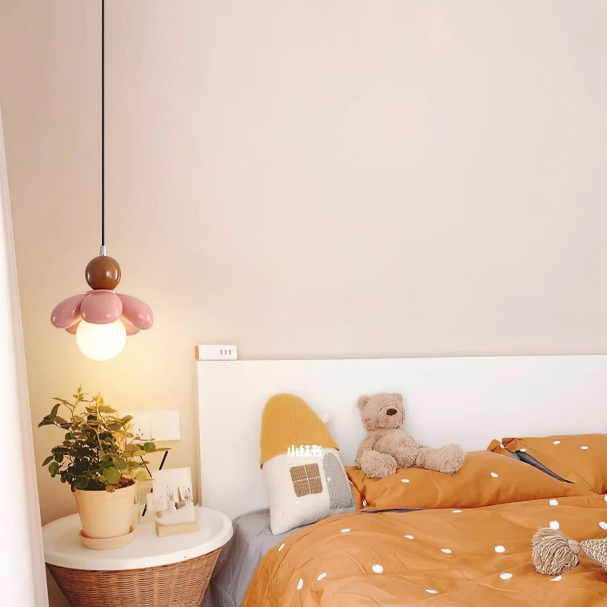 Blossi lampa wisząca w kształcie kwiatu