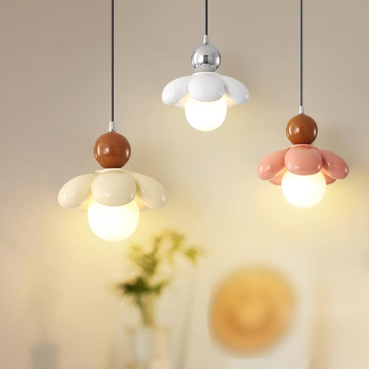 Blossi lampa wisząca w kształcie kwiatu