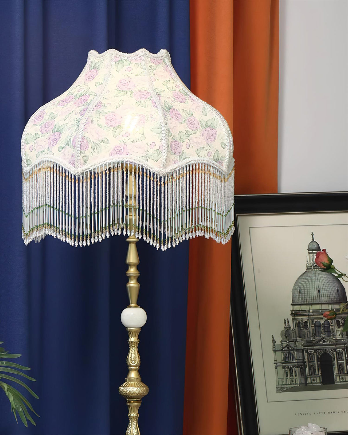 Venomi lampa stojąca