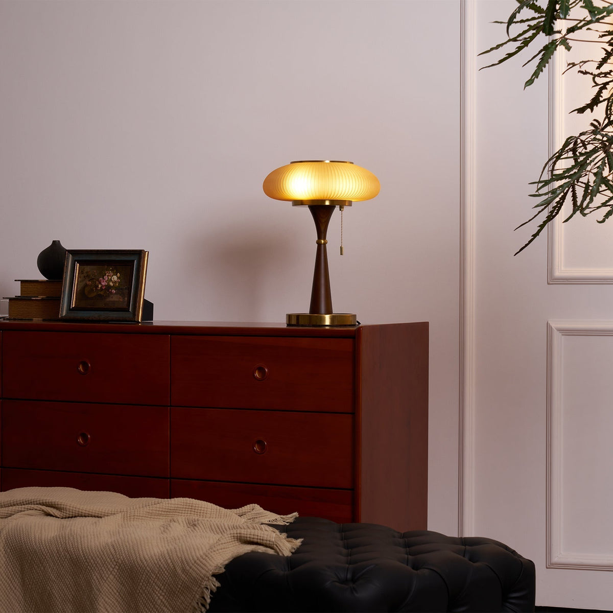 Lampa stołowa Vevelo drewniana retro