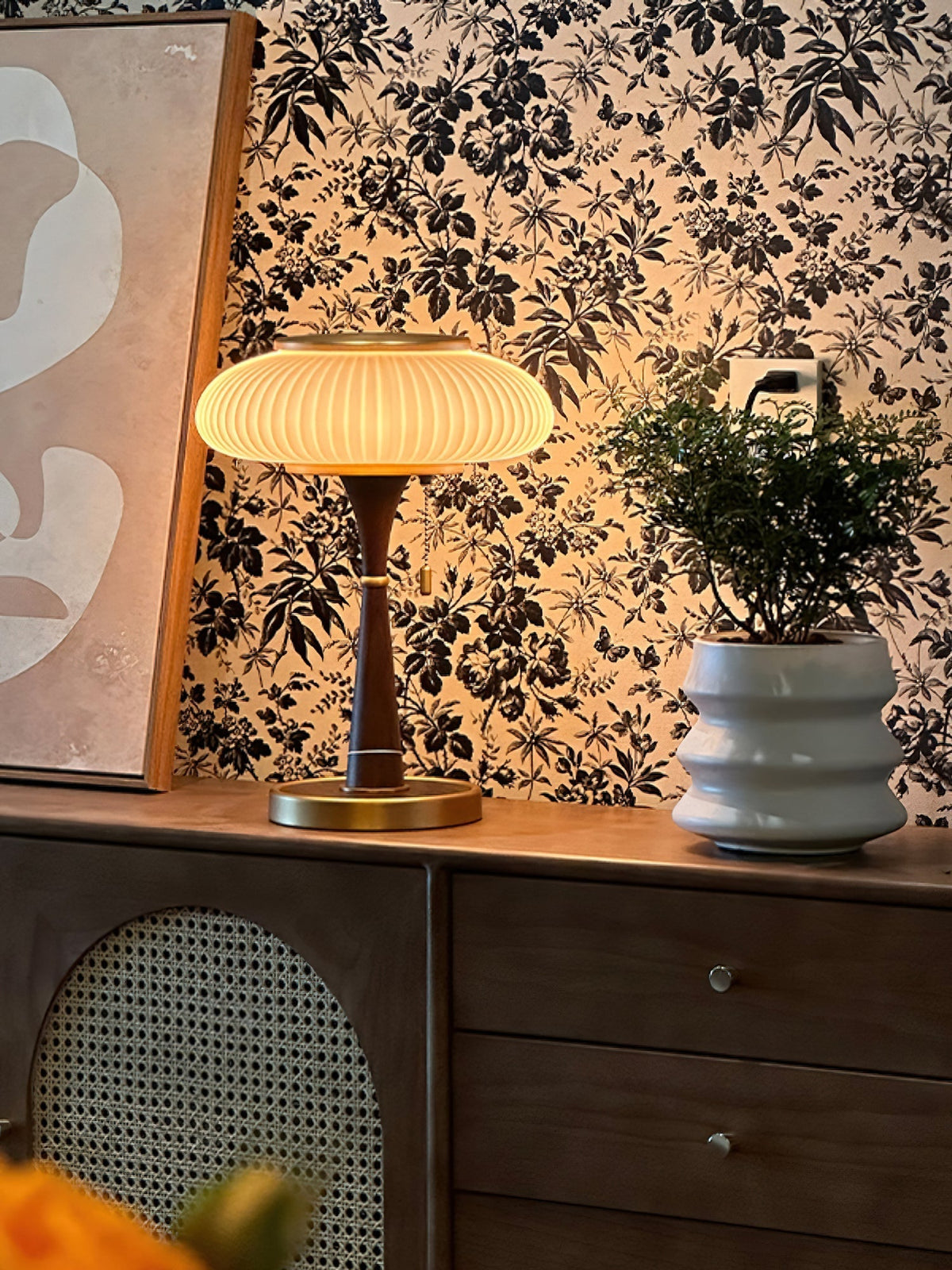 Lampa stołowa Vevelo drewniana retro