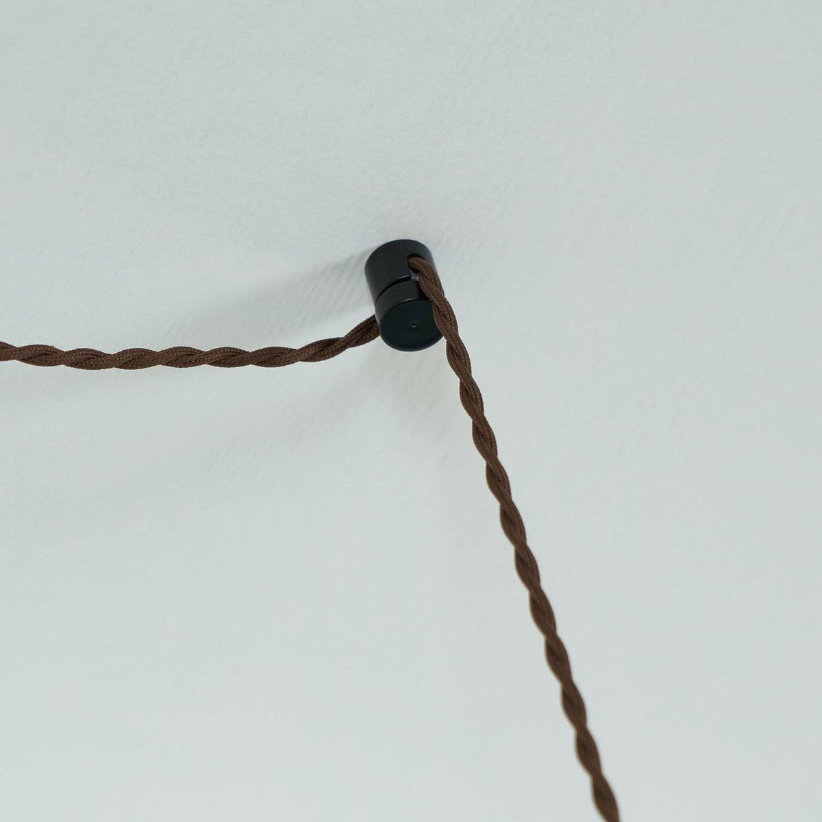 Chara lampa wisząca z wtyczką