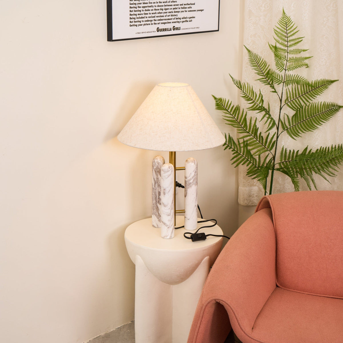 Trio nowoczesna lampa stołowa z marmuru