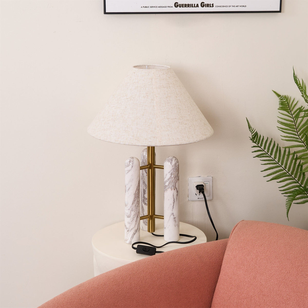 Trio nowoczesna lampa stołowa z marmuru
