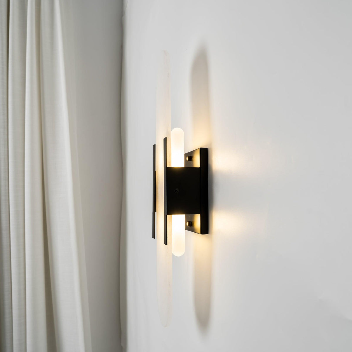 Bano lampa ścienna z alabastu