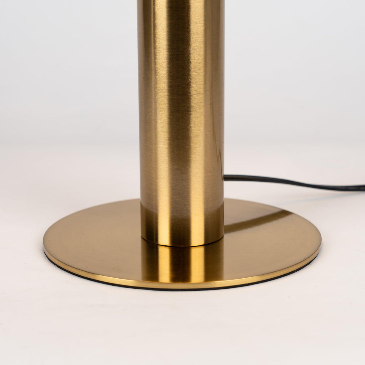 Keir lampa stołowa z alabastrem