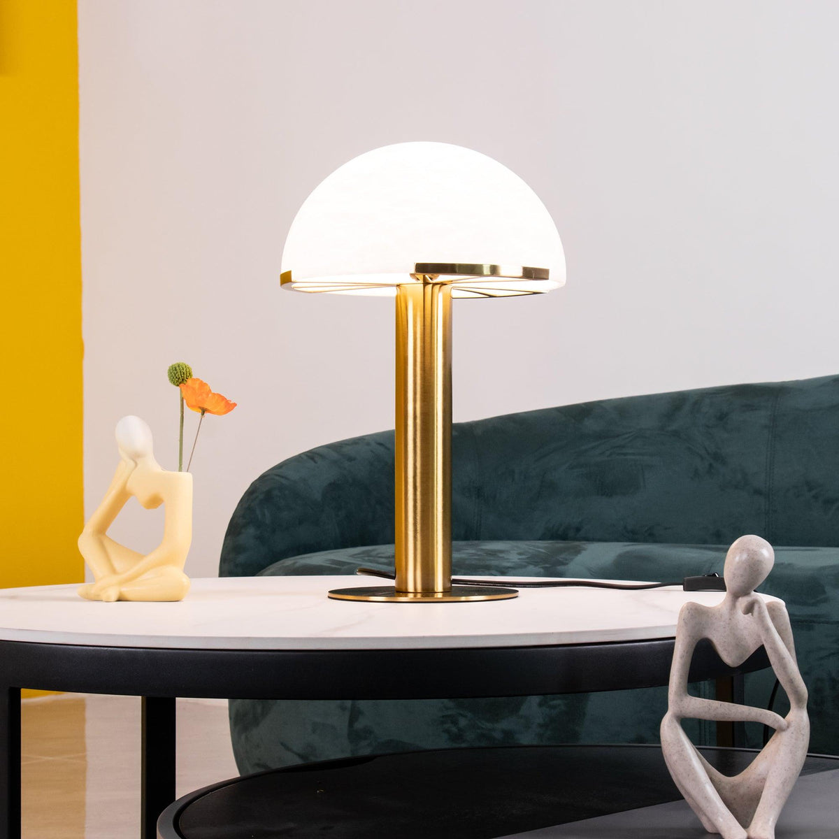 Keir lampa stołowa z alabastrem