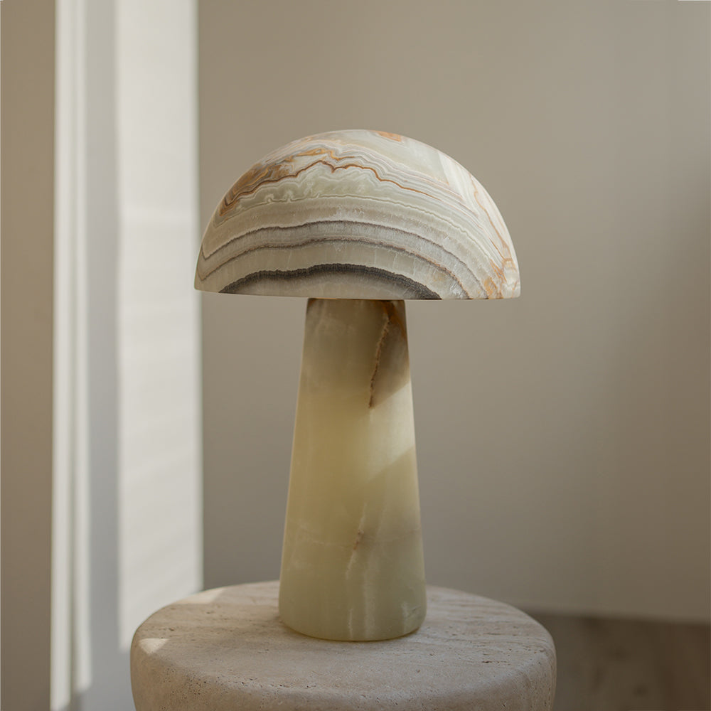 Virauella lampa stołowa