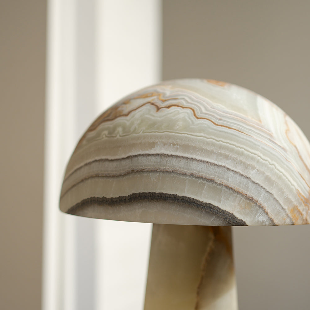 Virauella lampa stołowa