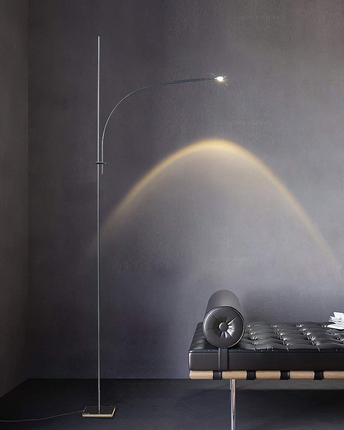 Zevenil minimalistyczna lampa stojąca