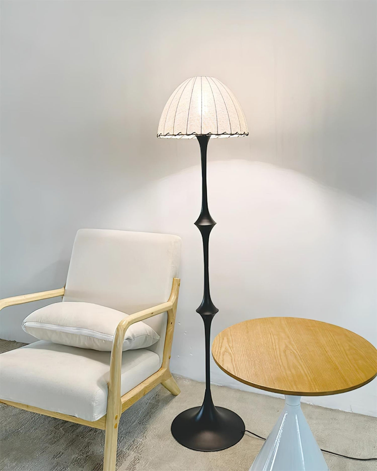 Genomia lampa stojąca