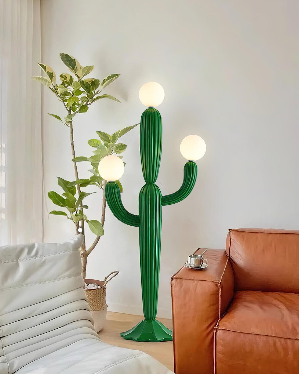 Calanise lampa stojąca