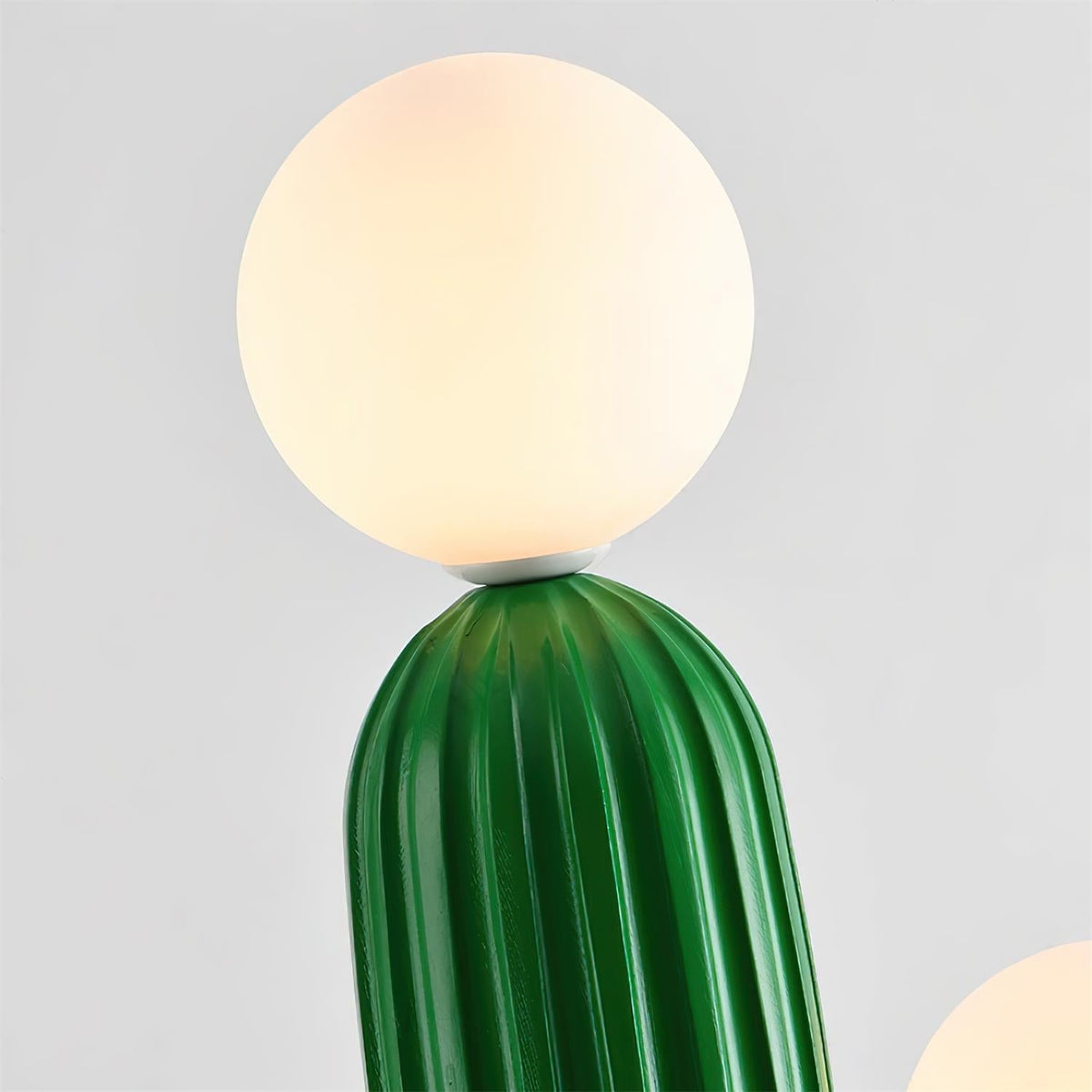 Calanise lampa stojąca
