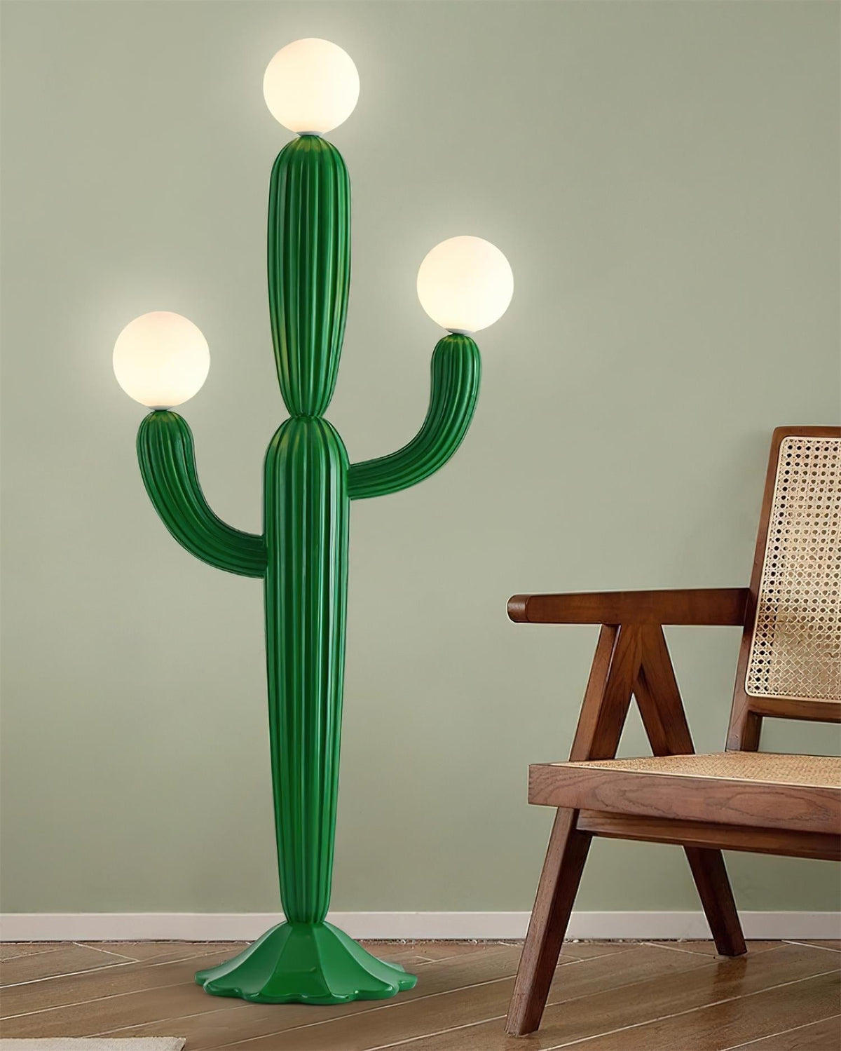 Calanise lampa stojąca