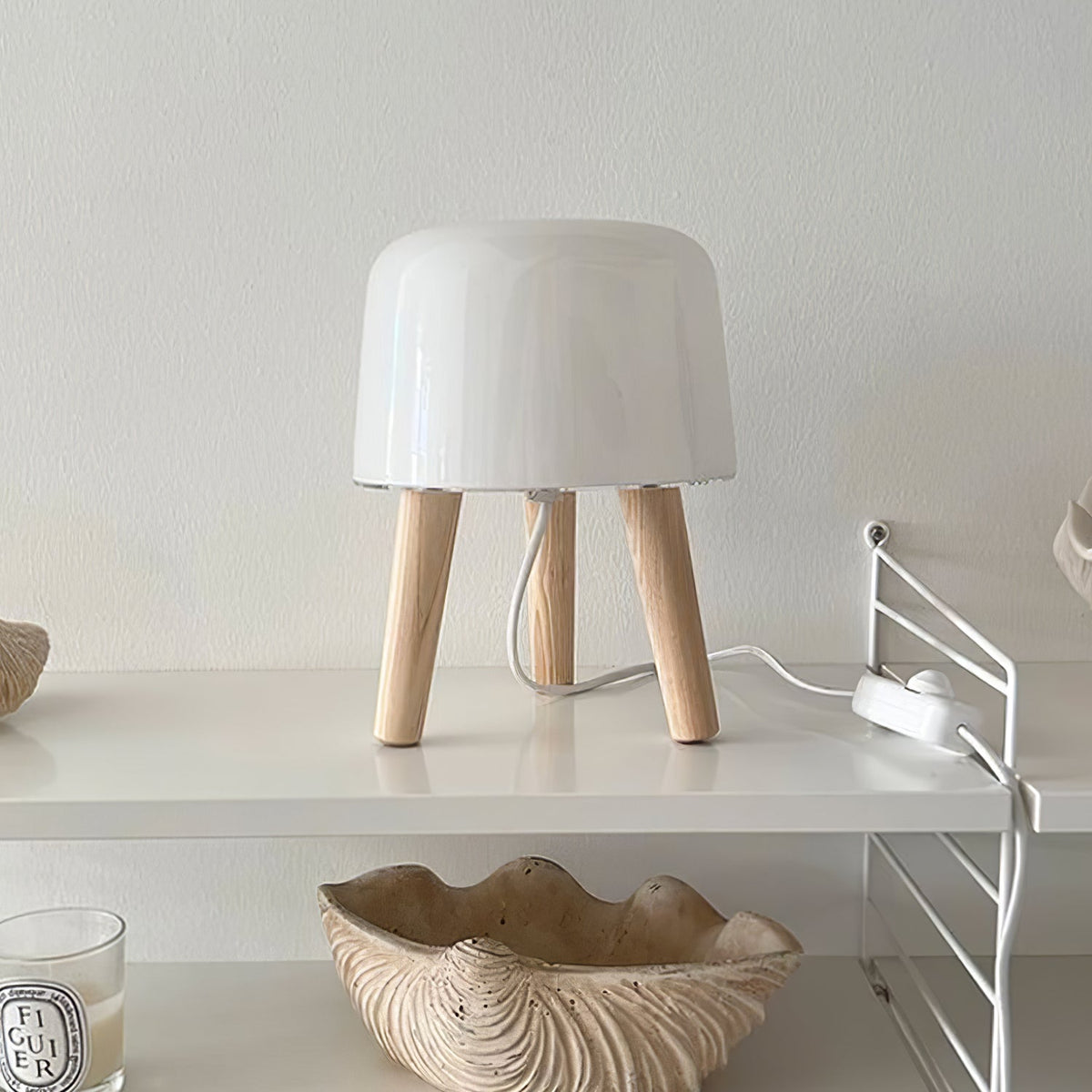 GlowPod lampa stołowa ze szkła i drewna w kolorze naturalnym & biała