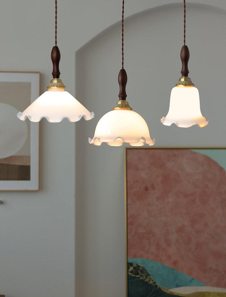 Floria wisząca lampa ze szkła w kremowej bieli
