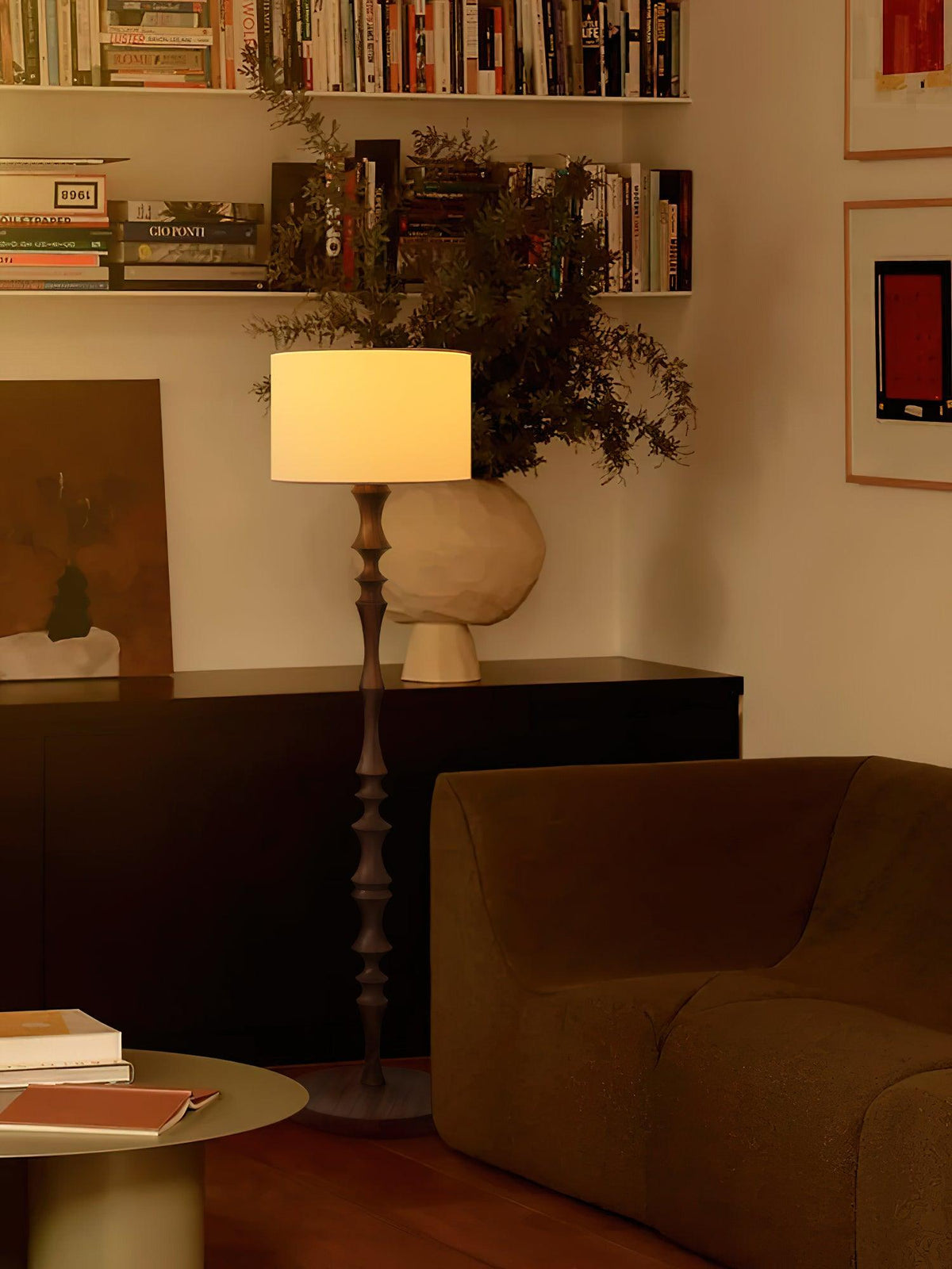 Vilten elegancka lampa stojąca z drewna