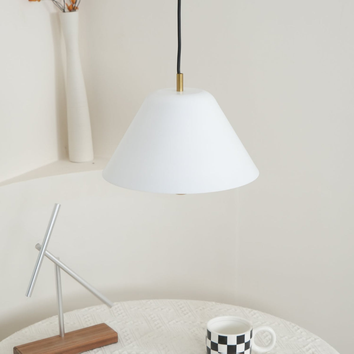 Evir lampa wisząca ze szkła z mosiądzu minimalistyczna