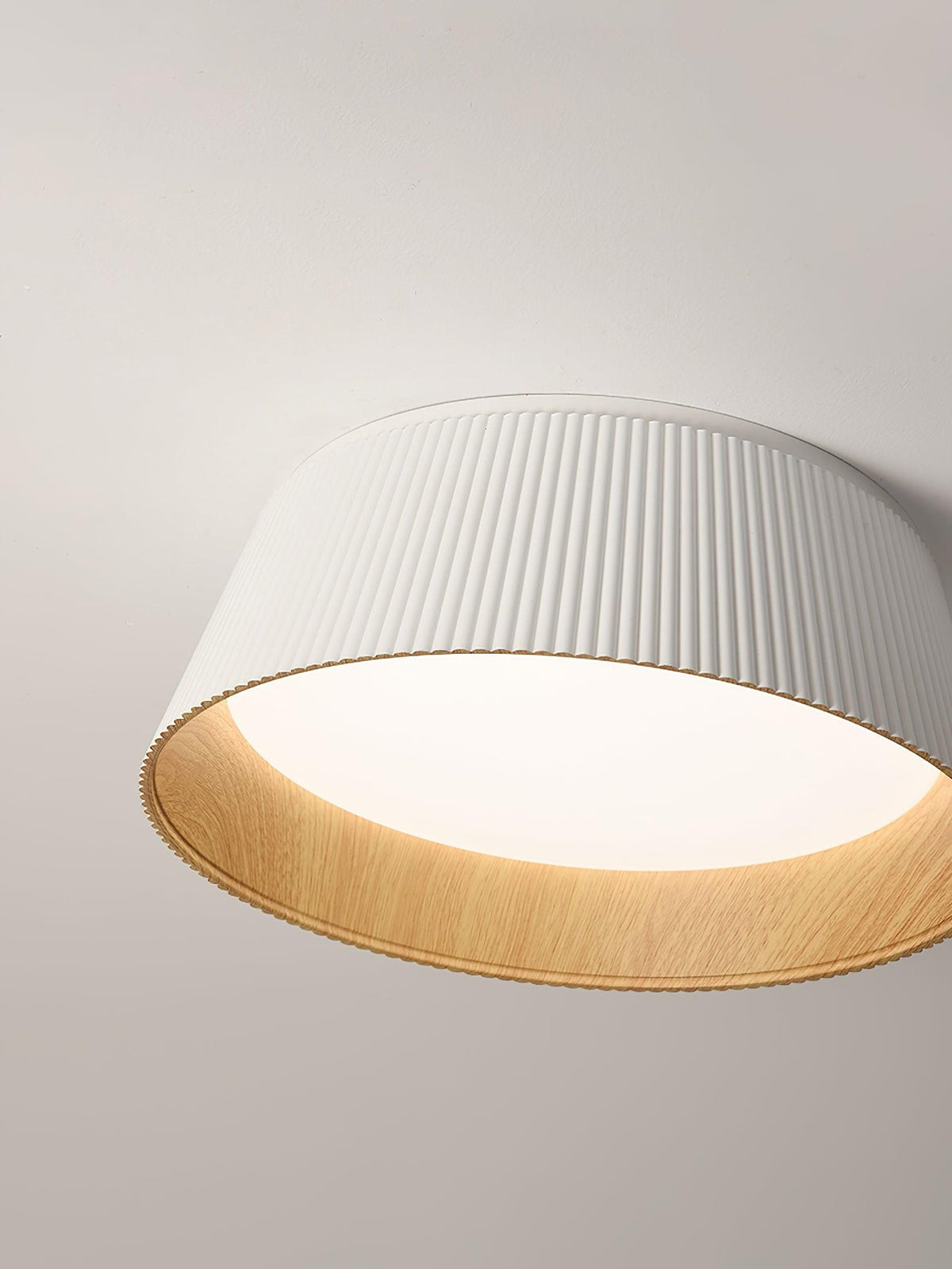 Rineia lampa sufitowa w kształcie bębna z żebrami drewniana elegancka nowoczesna