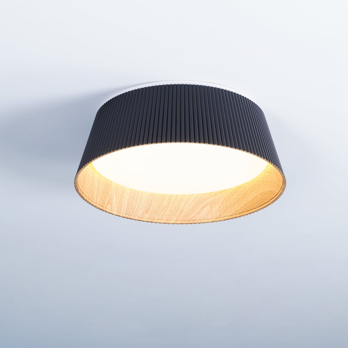 Rineia lampa sufitowa w kształcie bębna z żebrami drewniana elegancka nowoczesna