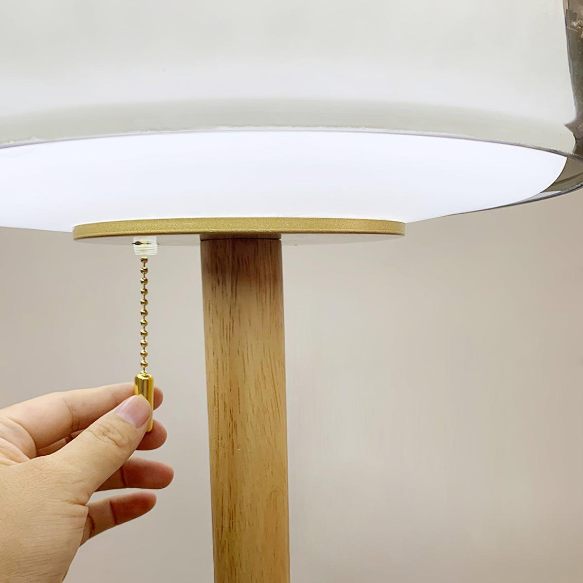 Gala lampa stołowa ze szkła i marmuru