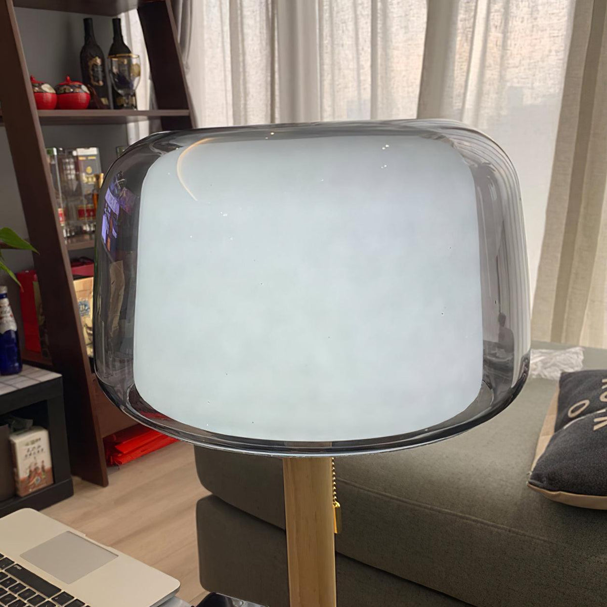 Gala lampa stołowa ze szkła i marmuru