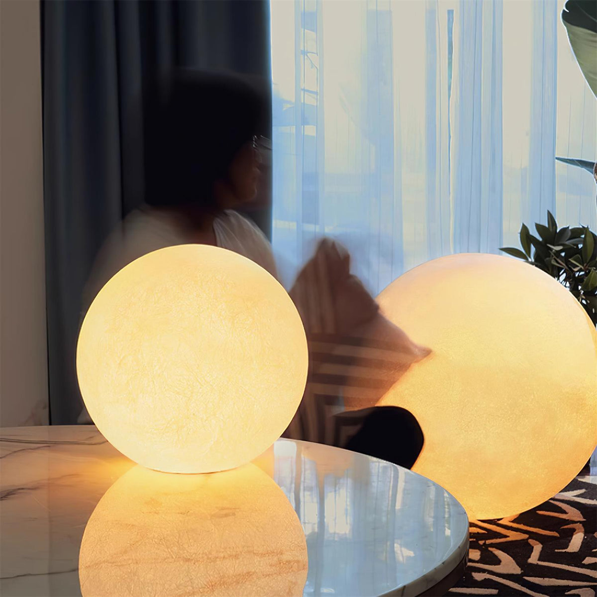 Lampa stołowa Mirarora FRP Fiber Globe Textured Minimalist do sypialni | Cielum