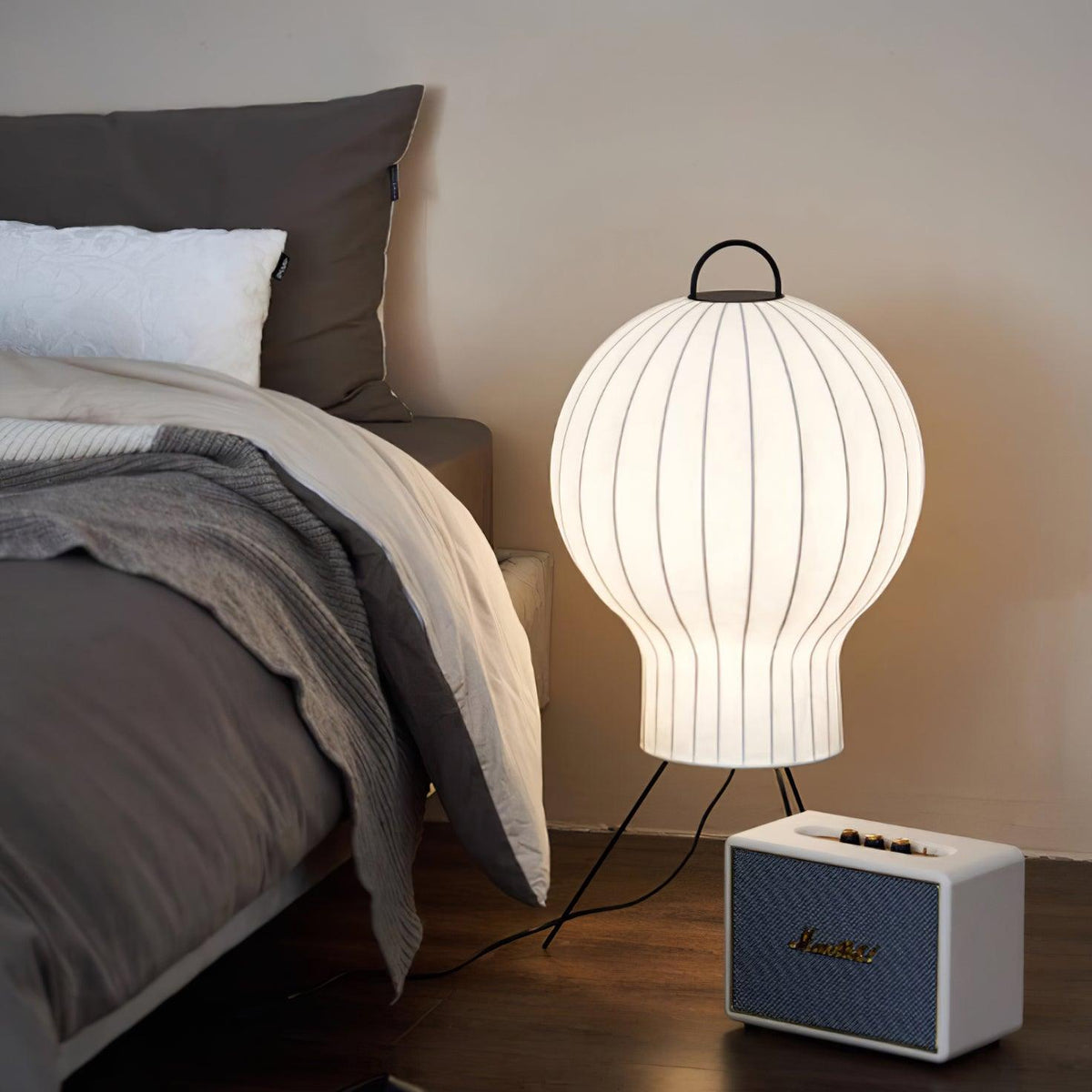 Balloon minimalistyczna lampa podłogowa ze szlaku
