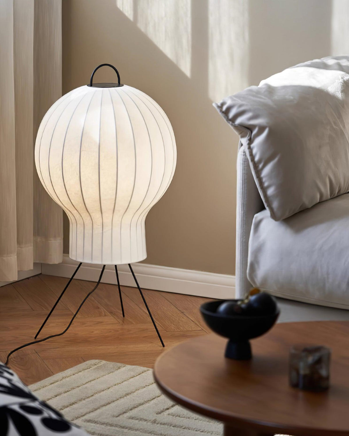 Balloon minimalistyczna lampa podłogowa ze szlaku