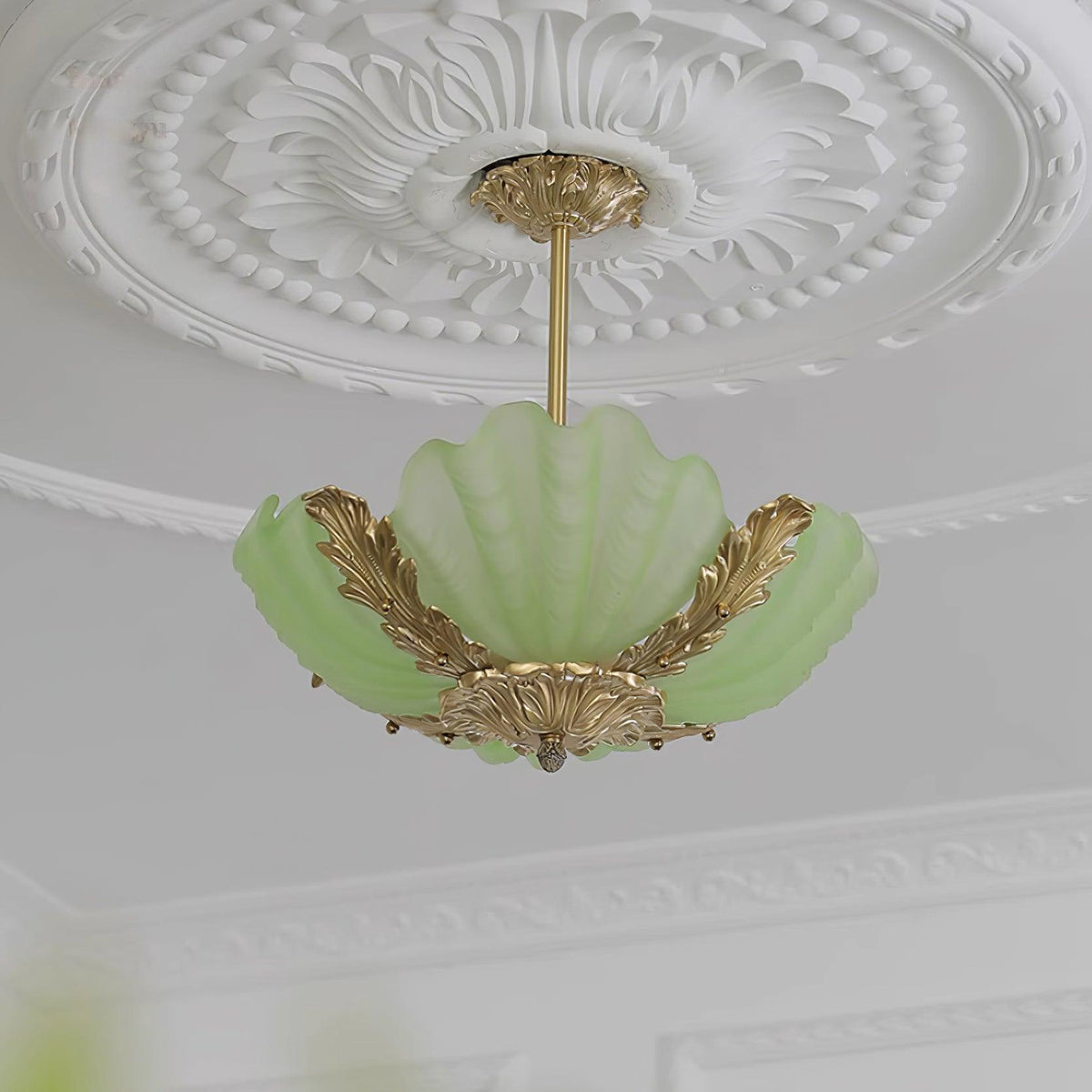 Murano lampa wisząca różowa muszla miedź barokowa