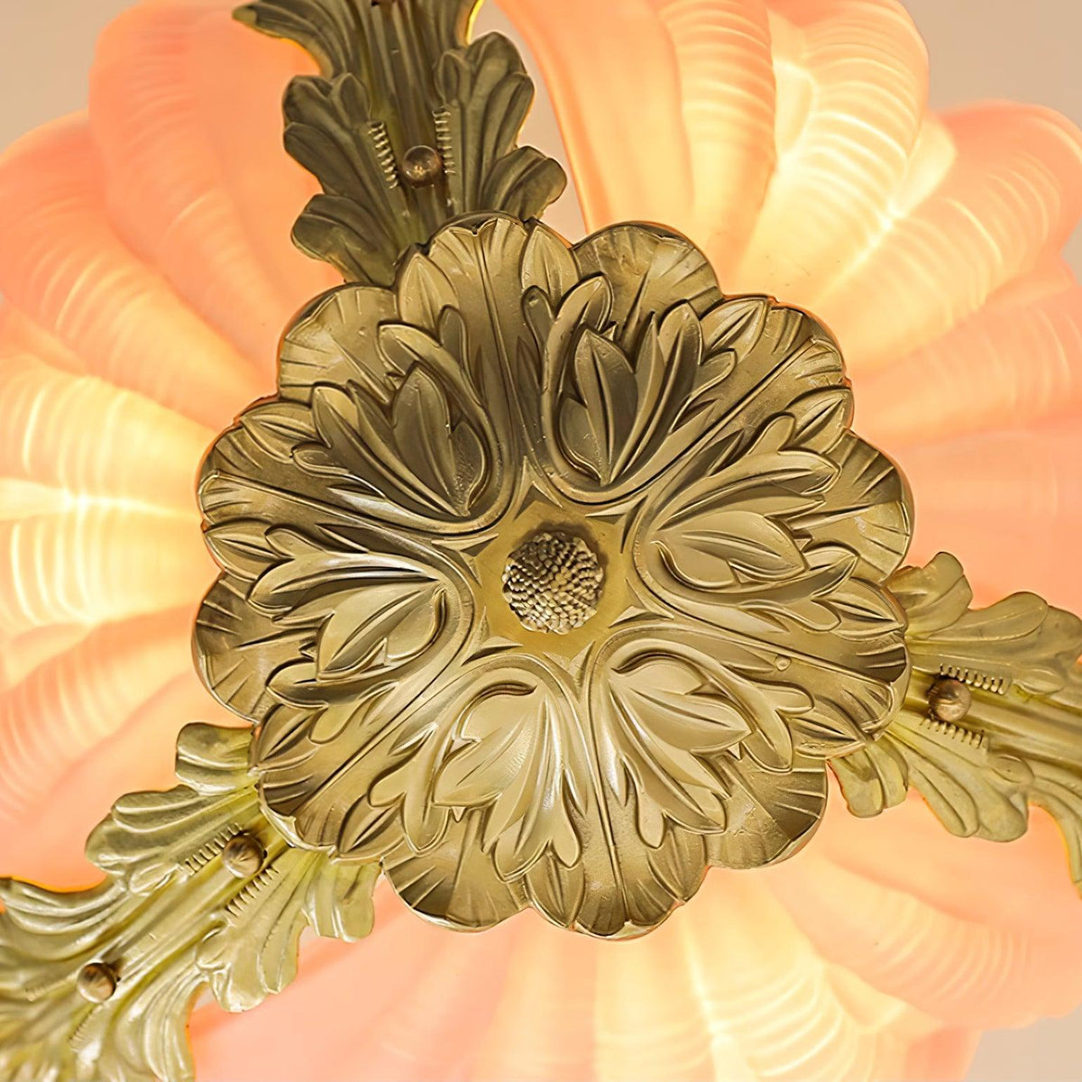 Murano lampa wisząca różowa muszla miedź barokowa