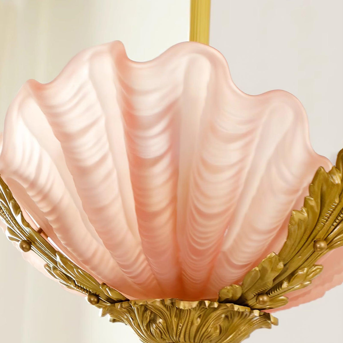 Murano lampa wisząca różowa muszla miedź barokowa